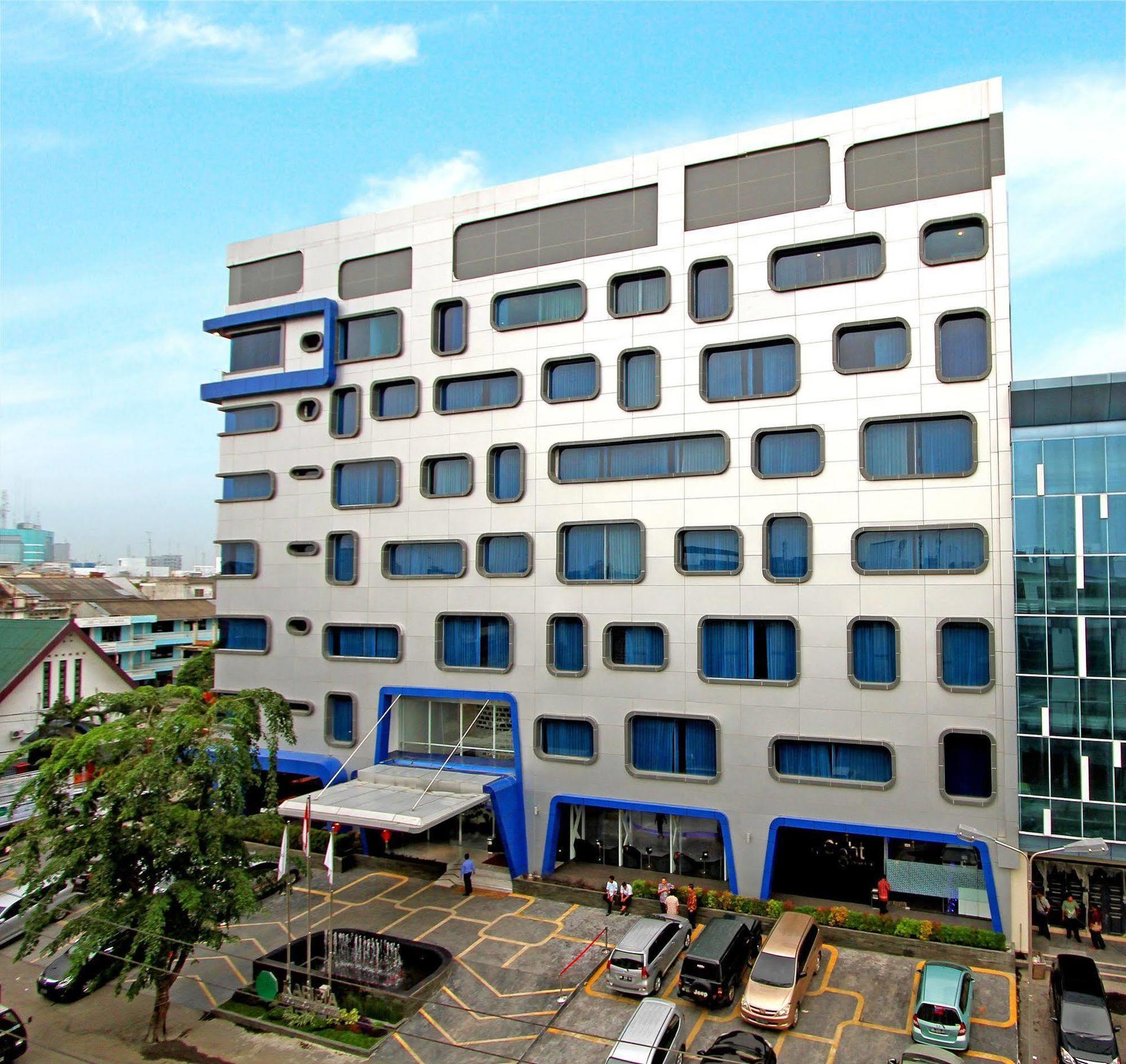Karibia Boutique Hotel Medan Exterior foto