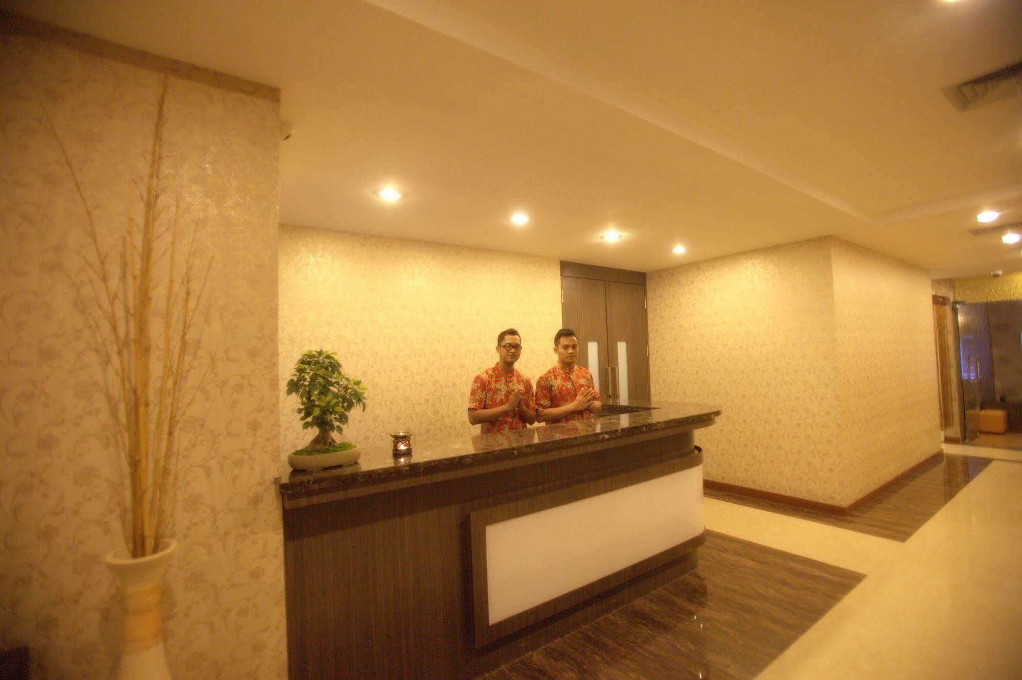 Karibia Boutique Hotel Medan Exterior foto